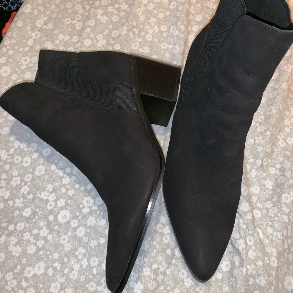 Aldo size 10 booties